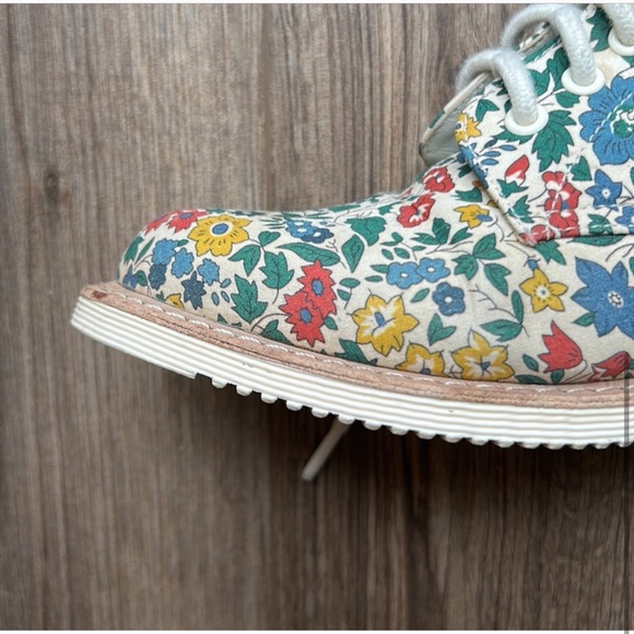Dr. Martens X Liberty Floral Evan Boots | 6 - Picture 3 of 9